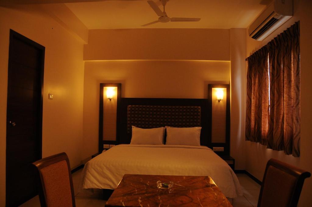 Hotel Viswas Tiruppur Quarto foto
